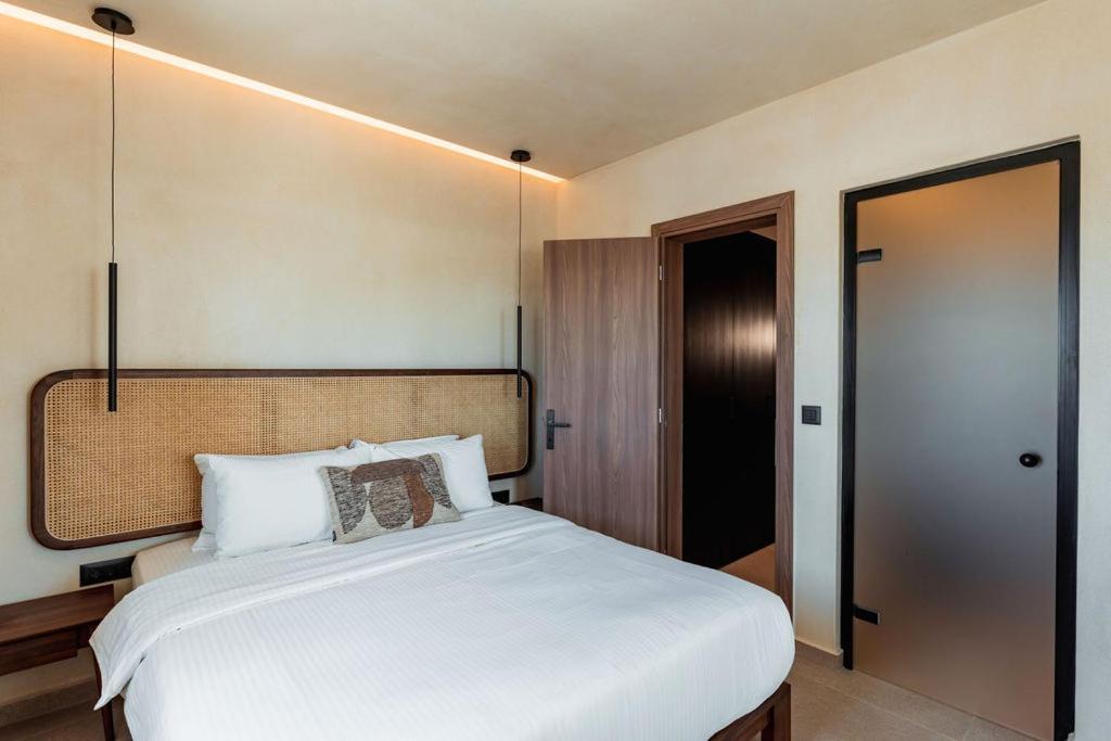 Agios Georgios Peranosa The Residency公寓式酒店 外观 照片