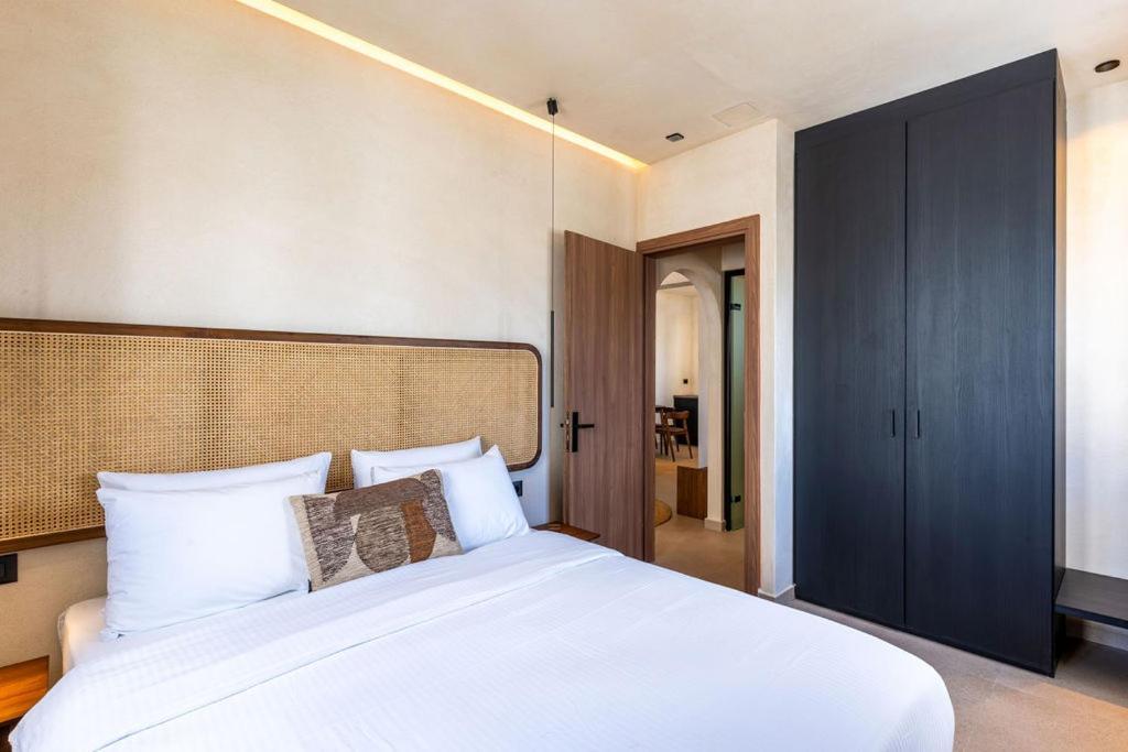 Agios Georgios Peranosa The Residency公寓式酒店 外观 照片